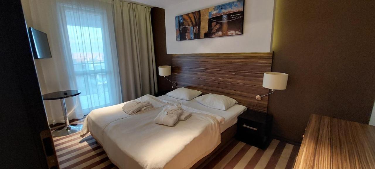 Apartament 2 Pokojowy Prywatny Z Aneksem Kuchennym W Hotelu Diva Kolobrzeg Bagian luar foto