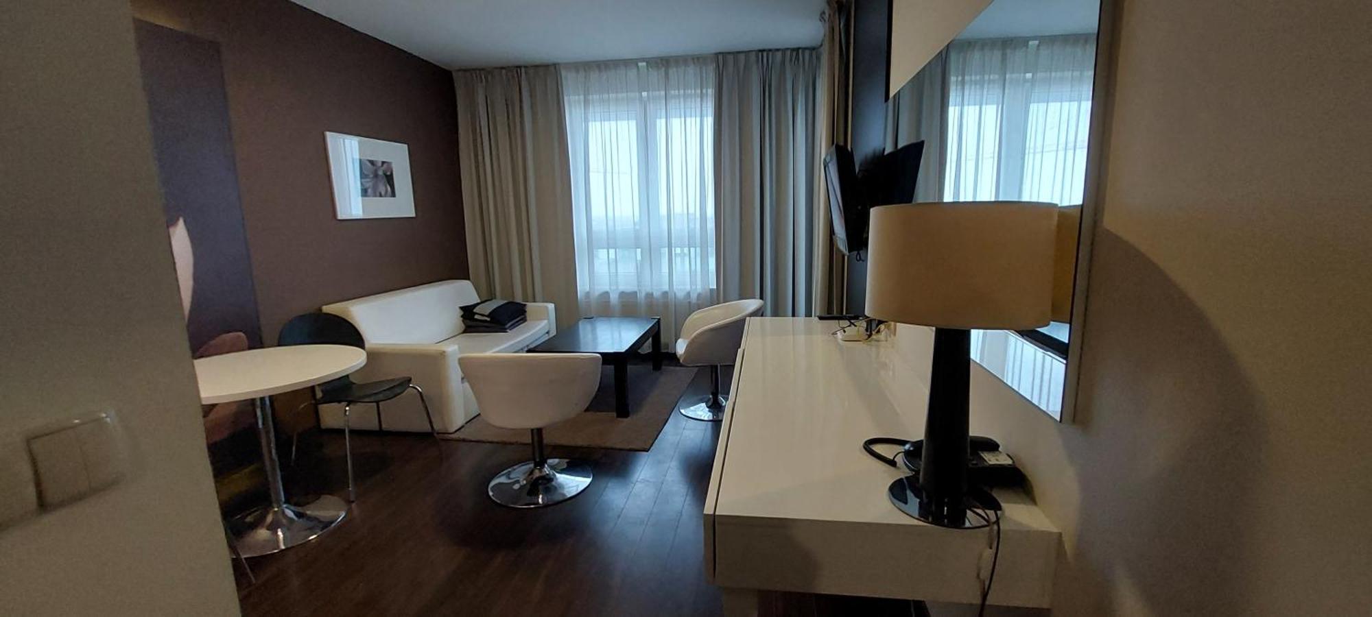 Apartament 2 Pokojowy Prywatny Z Aneksem Kuchennym W Hotelu Diva Kolobrzeg Bagian luar foto